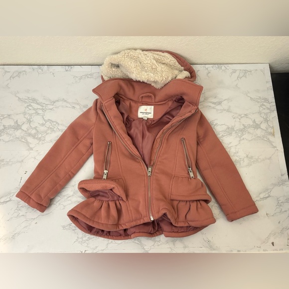 Urban Republic Other - URBAN REPUBLIC Girls Heavyweight Sherpa Lined Jacket  4T Coat Hooded Full Zip​